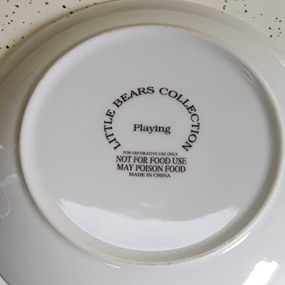 Baum Bros. Little Bears Collection PLAYING Collector 8 Inch Plate - Picture 2 of 2